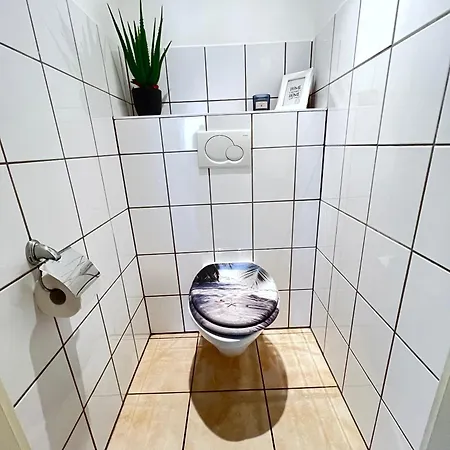 V 4 Personen - Monteurzimmer - - Apartment *