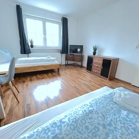 Apartment V 4 Personen - Monteurzimmer - -