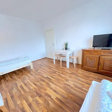 Apartment V 4 Personen - Monteurzimmer - - Dingolfing